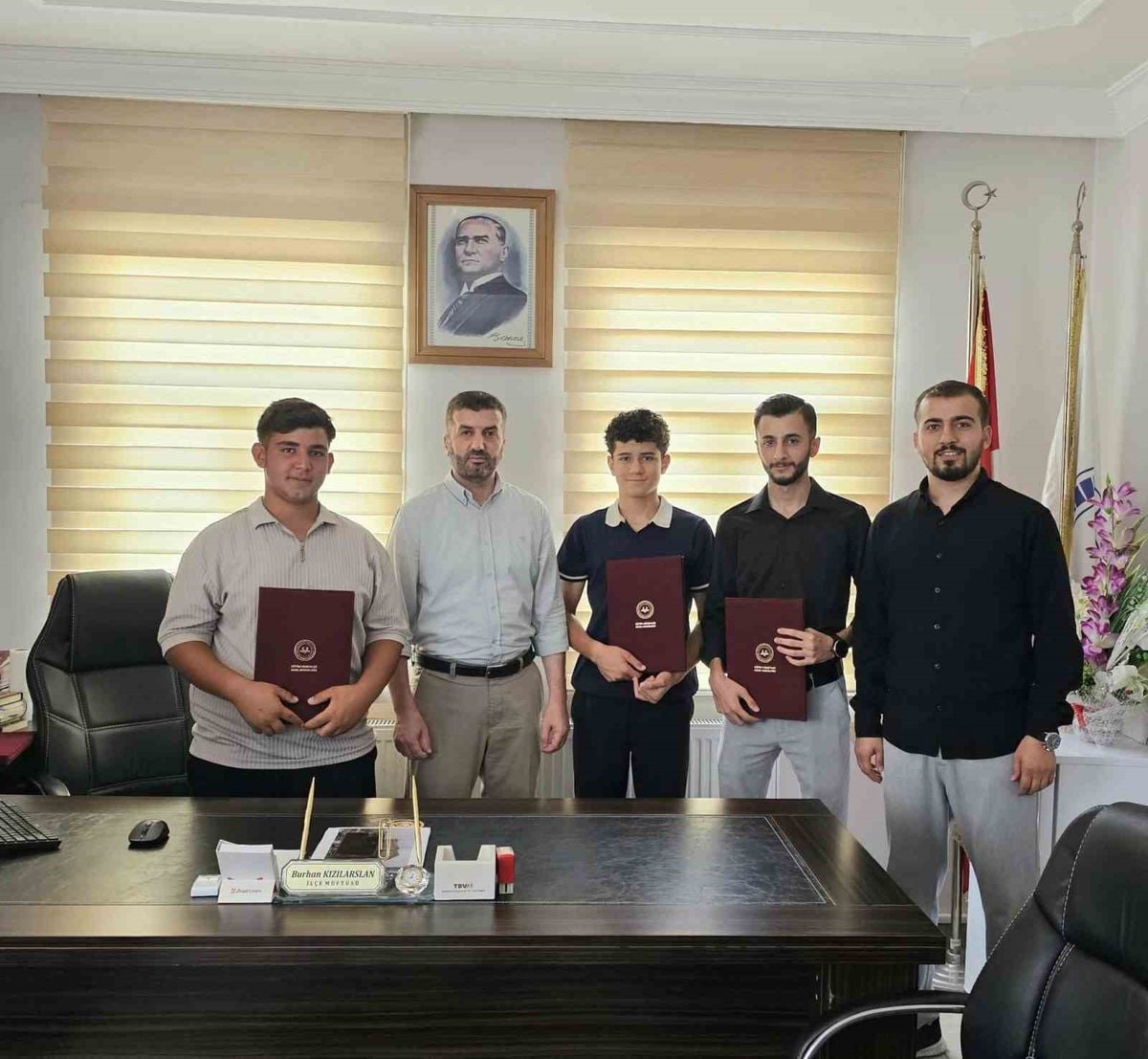 Çermik'te 5 hafıza belgelerini aldı