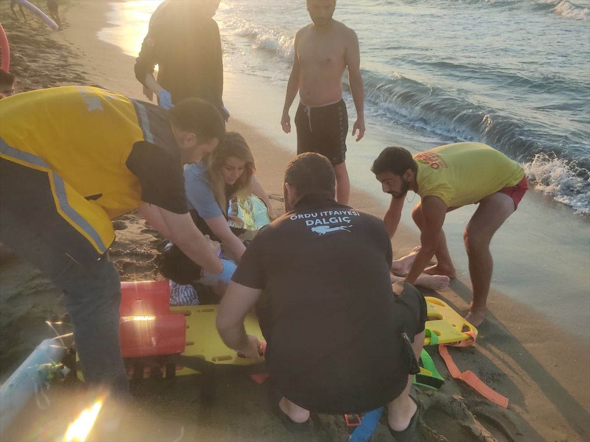 Fatsa'da 4 çocuk boğulmaktan son anda kurtarıldı