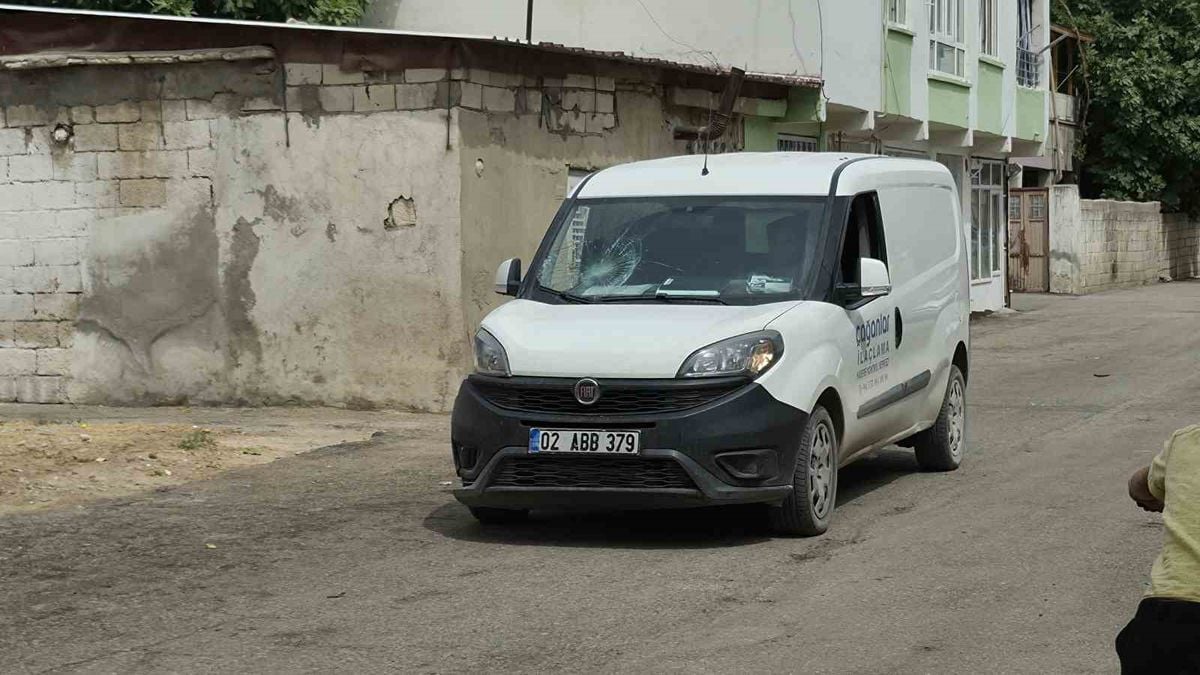 Adıyaman'da Motosiklet ile Otomobil Çarpıştı: 1 Yaralı
