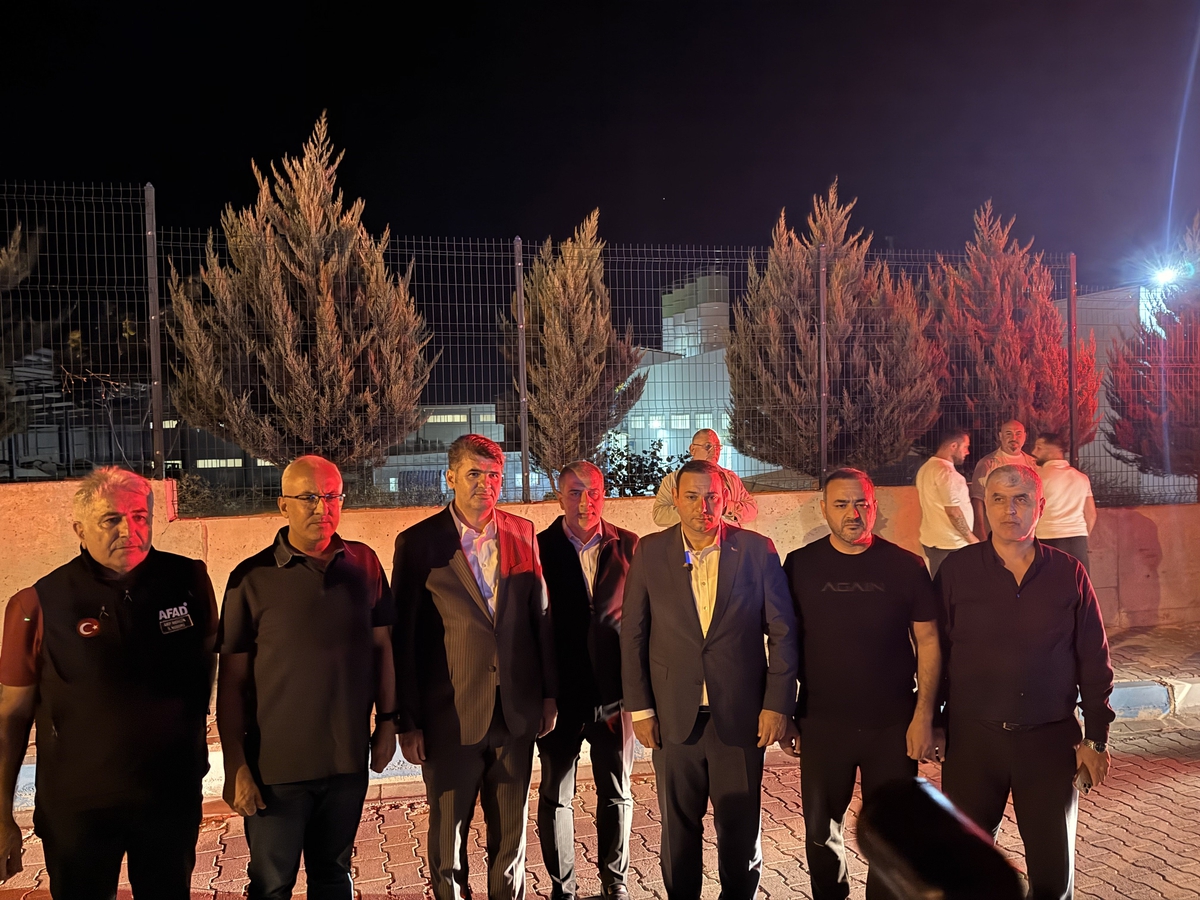 Kilis OSB’deki fabrika yangını büyük ölçüde kontrol altında