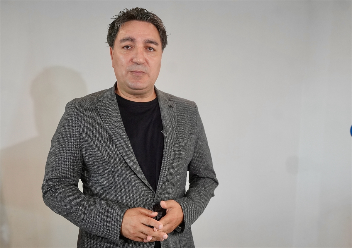 LGBT kavramlarına maruz kalan çocuklar cinsiyet kimliği kriziyle karşı karşıya