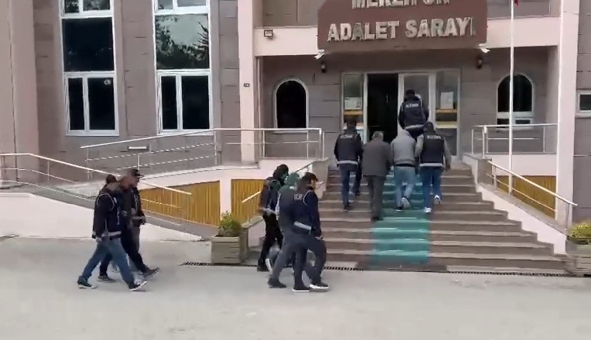 Amasya'da av bayilerine operasyonda 58 bin 372 fişek ele geçirildi, 2 kişi tutuklandı