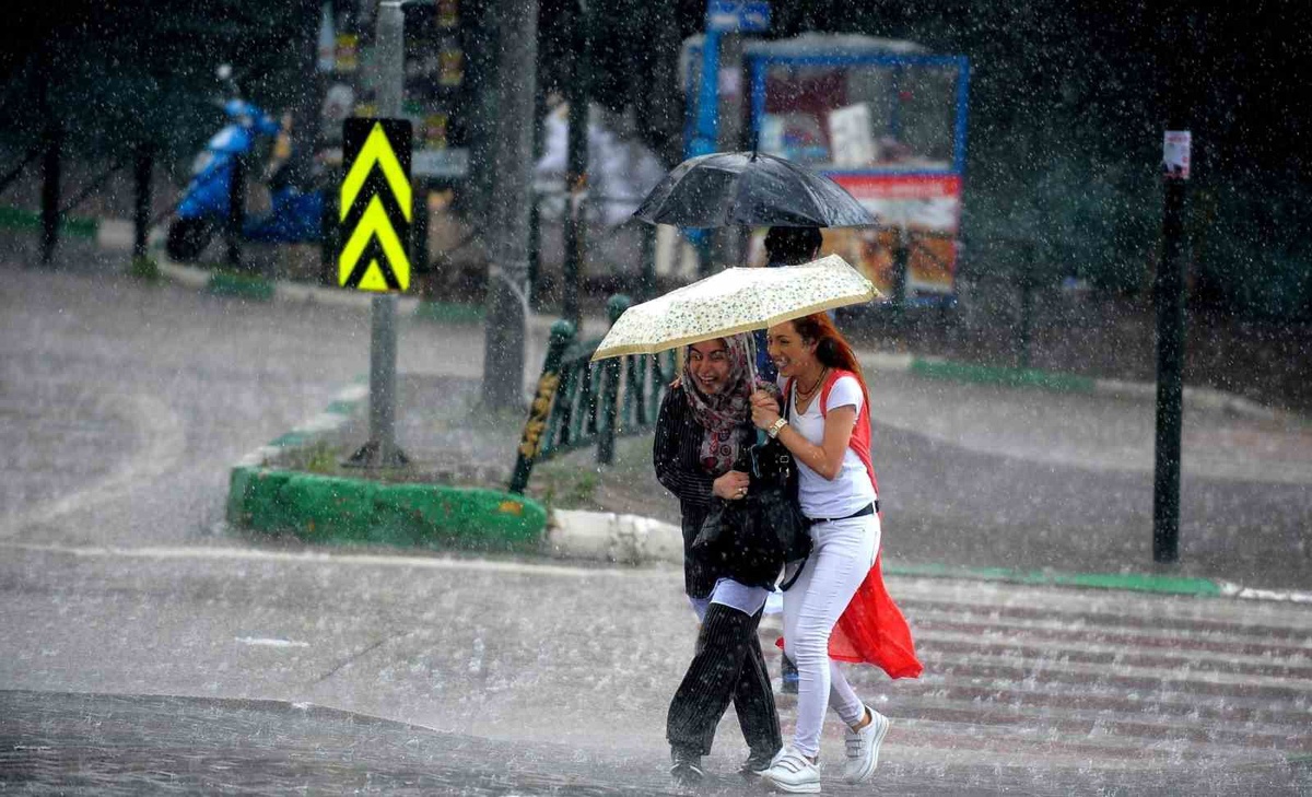 Meteoroloji 12. Bölge Müdürlüğü Erzincan ve çevresinde öğle sonrası sağanak bekliyor