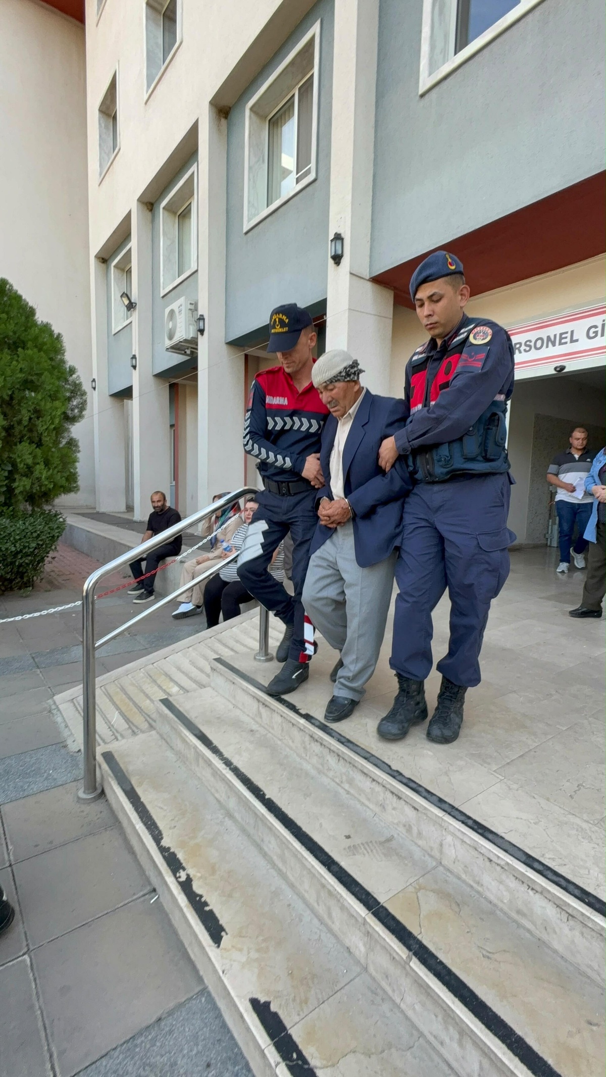 Aydın Nazilli'de kestane kozalağı tartışmasında kuzenini öldüren Nazim Atıcı tutuklandı