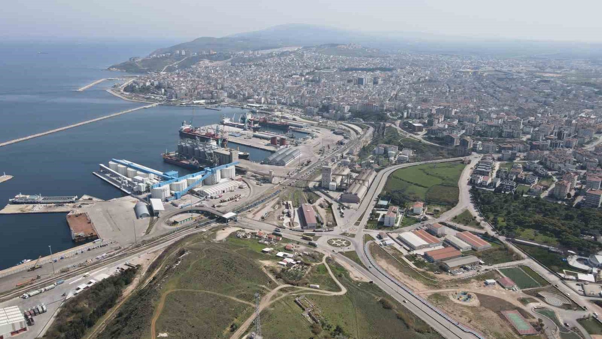 Bandırma, nüfusu 2025'te 169 bin 476'ya yükselerek Balıkesir'de nüfusta 4. oldu