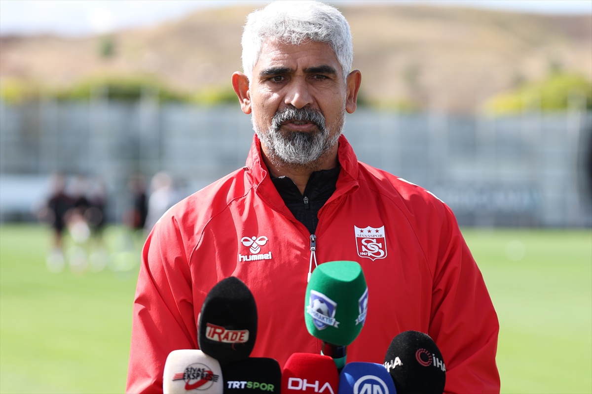 Sivasspor Teknik Direktörü Taşdemir, futbolun temizlenmesi gerektiğini söyledi