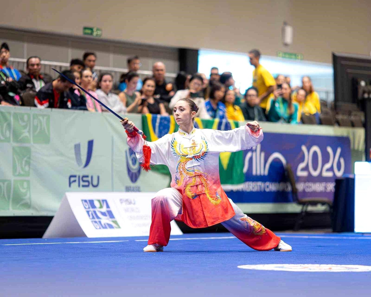 Egeli sporcu Liyne Nisa Akgül'den çifte dünya ikinciliği